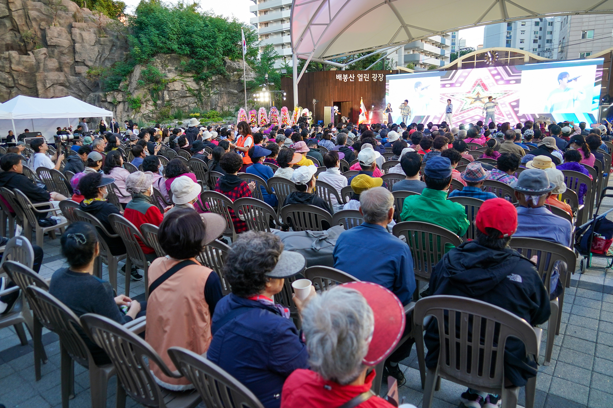민주평화통일 자문회의 2024 한마음 음악회 이미지 4 - 본문에 자세한설명을 제공합니다.