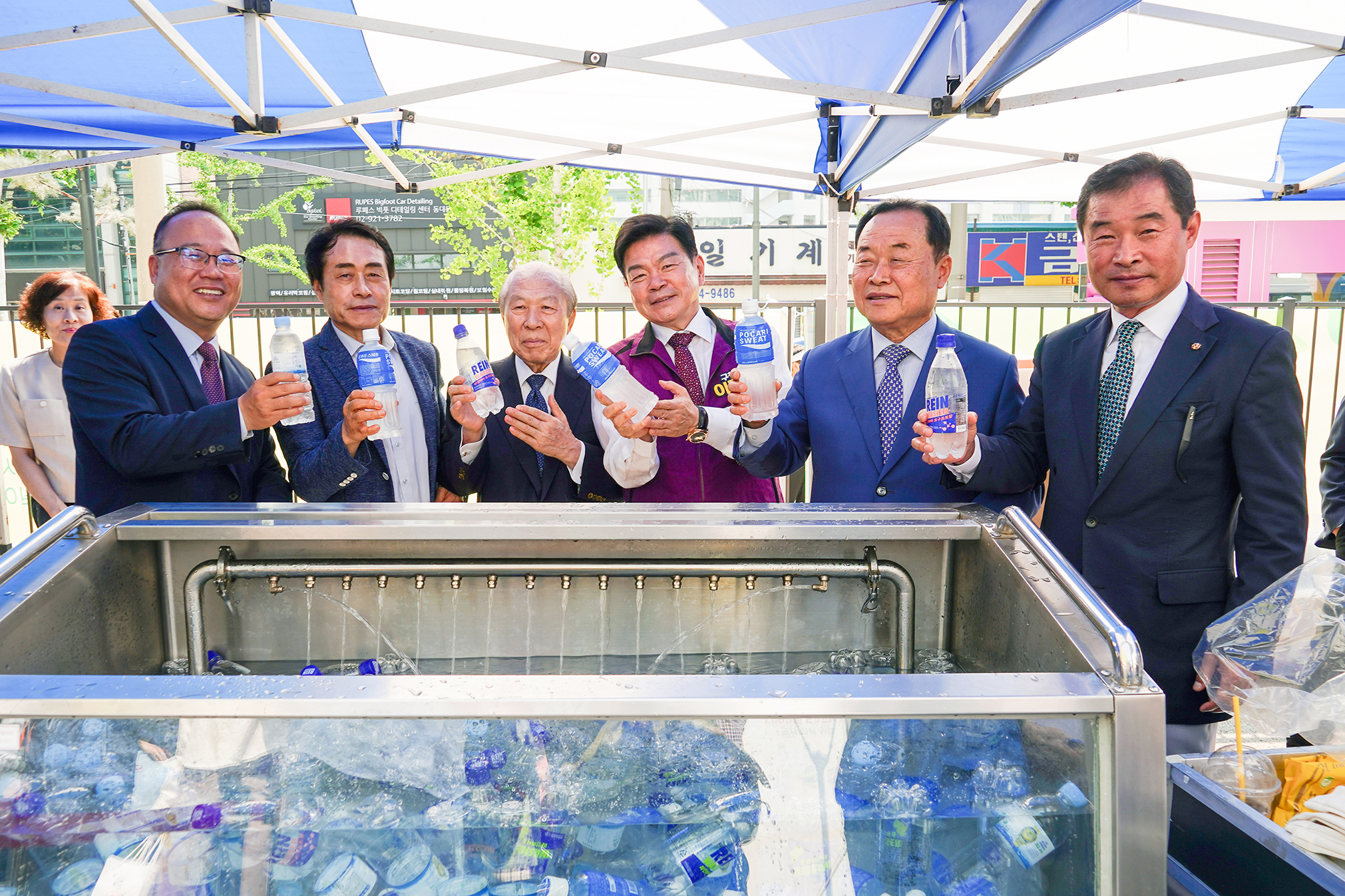 제14회 동아제약 사랑나눔 바자회 이미지 1 - 본문에 자세한설명을 제공합니다.