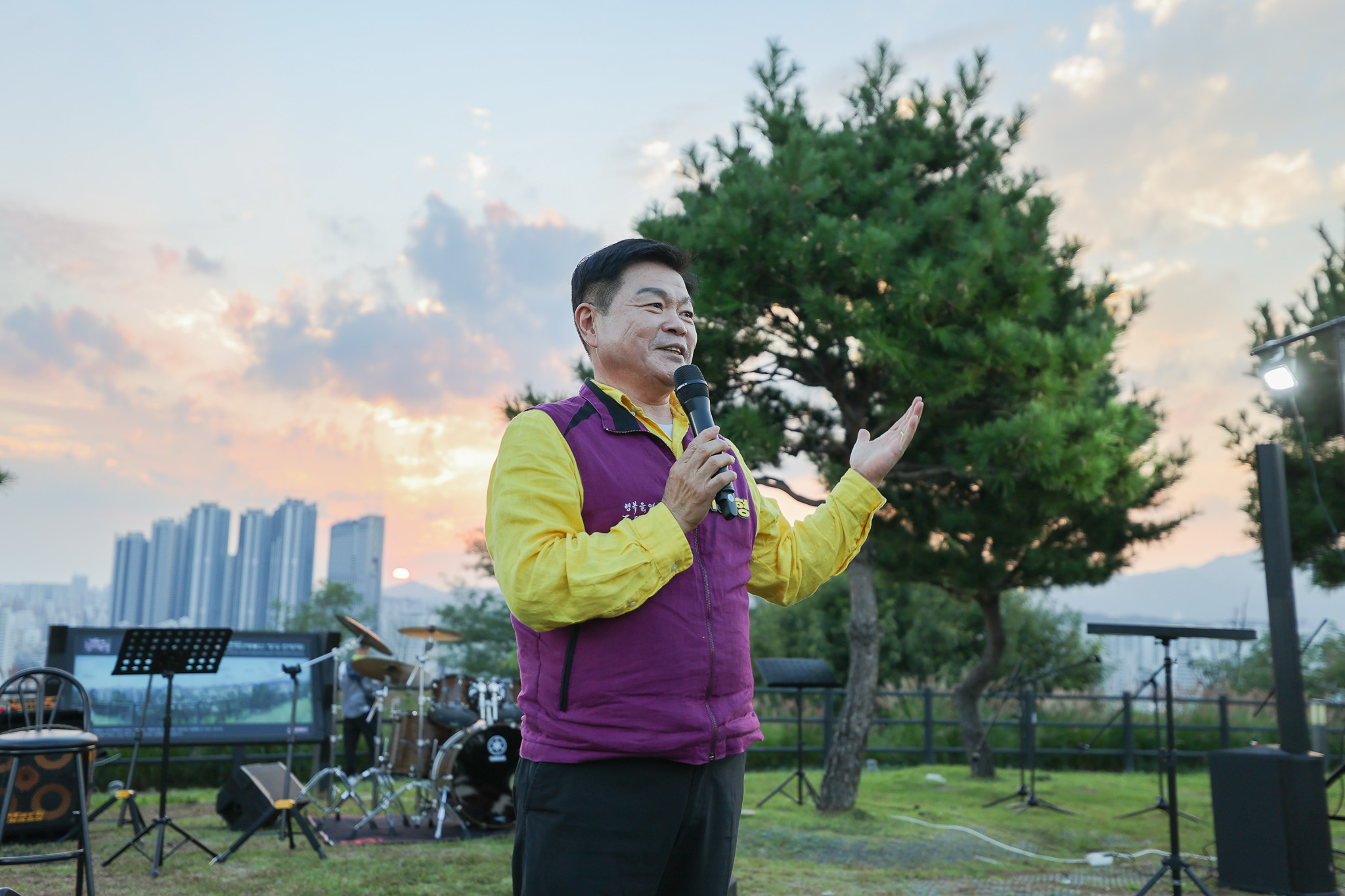 배봉산 노을음악회 이미지 4 - 본문에 자세한설명을 제공합니다.