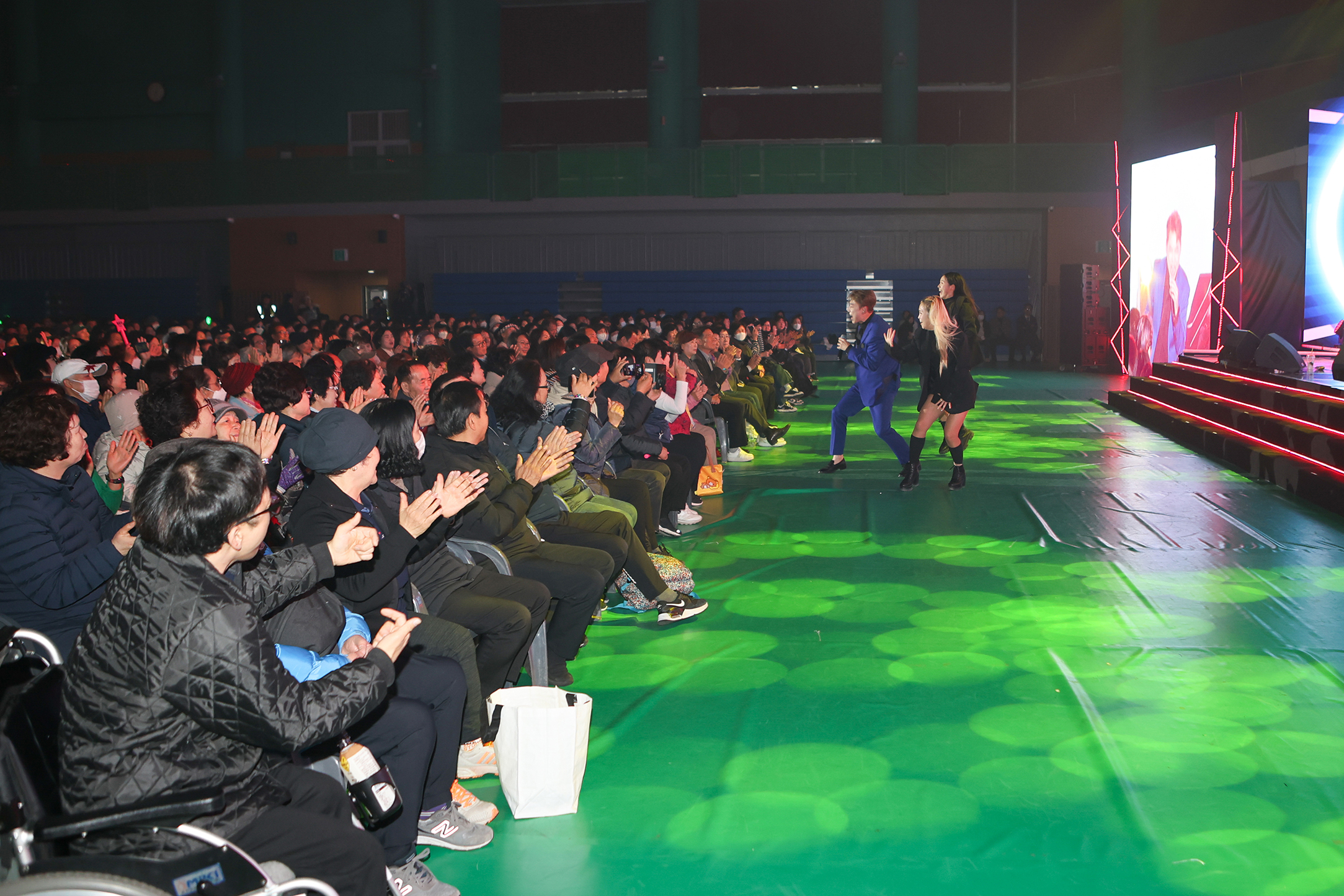 2025 동대문구 송년 트로트 대축제 이미지 4 - 본문에 자세한설명을 제공합니다.