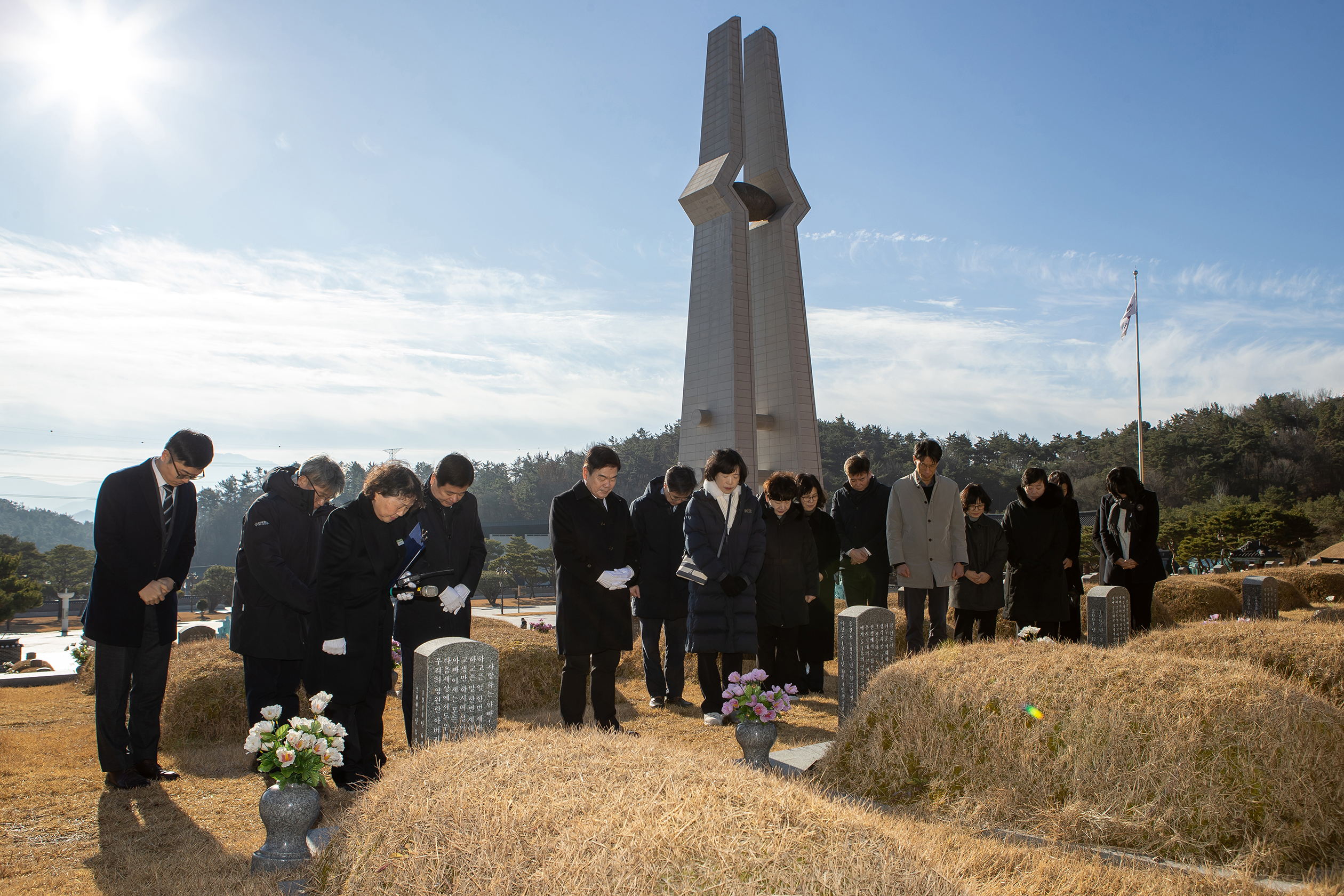 국립5·18민주묘지 참배 이미지 4 - 본문에 자세한설명을 제공합니다.