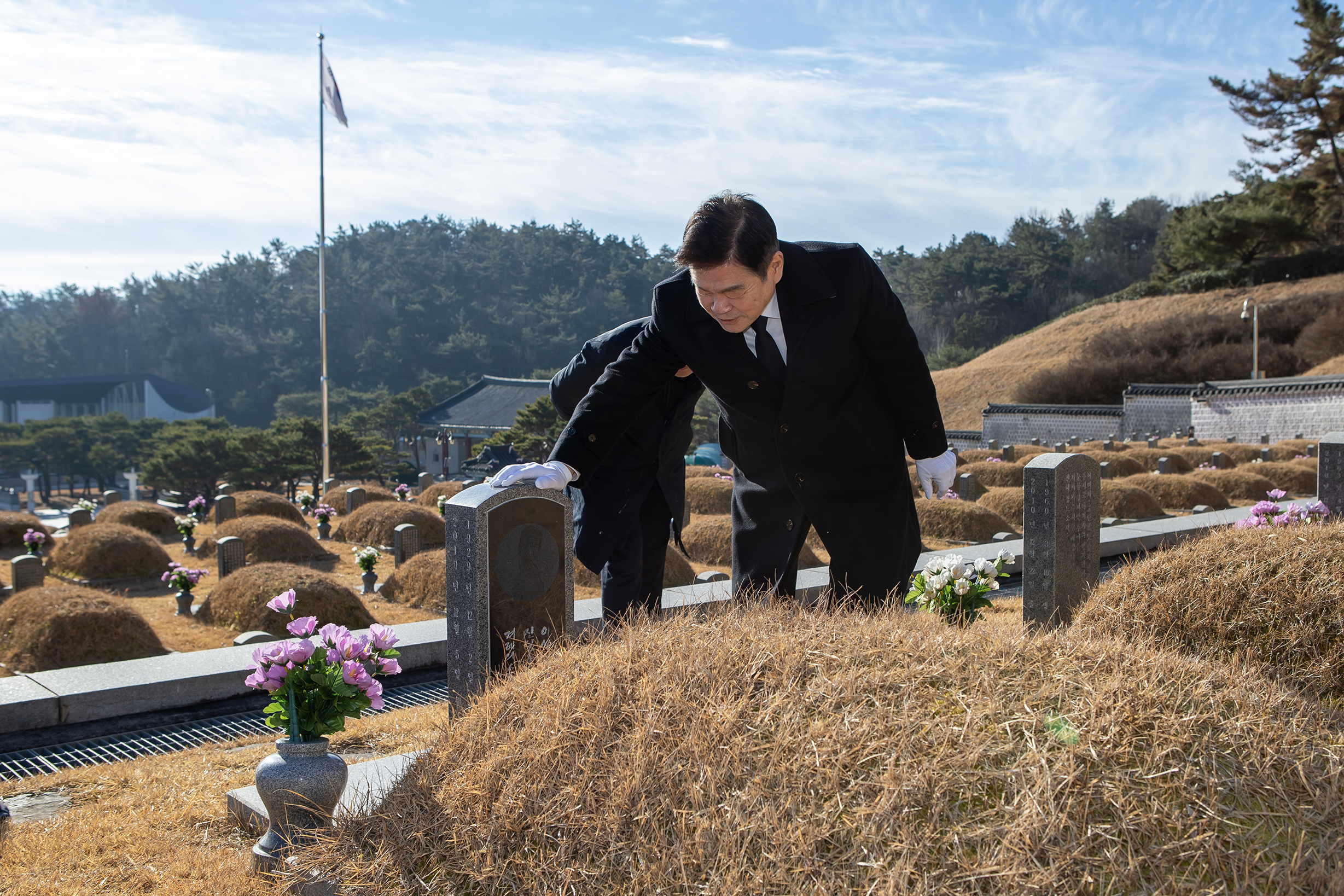 국립5·18민주묘지 참배 이미지 5 - 본문에 자세한설명을 제공합니다.