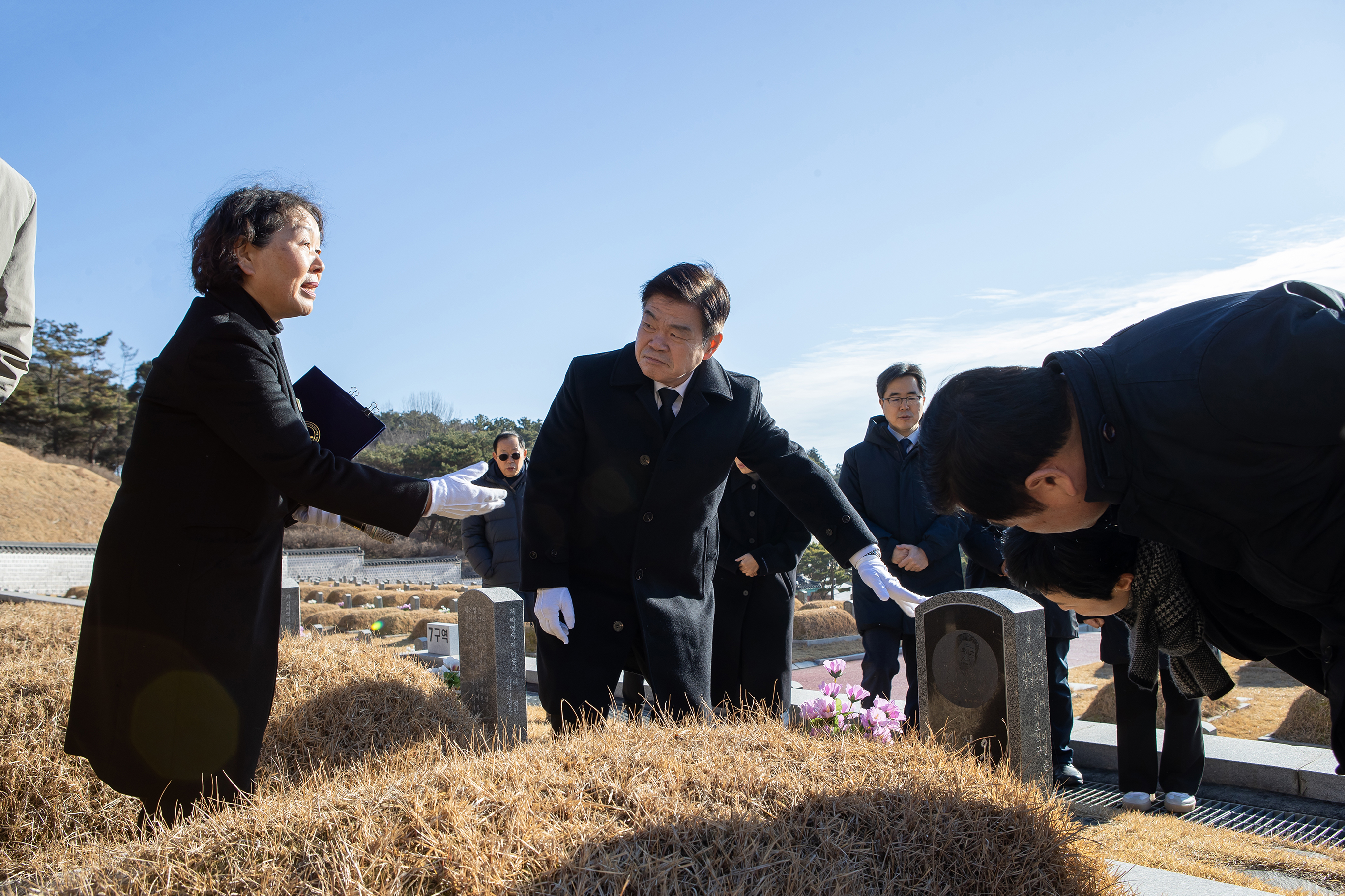 국립5·18민주묘지 참배 이미지 6 - 본문에 자세한설명을 제공합니다.