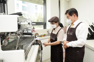 카페 나누다 개소식 이미지