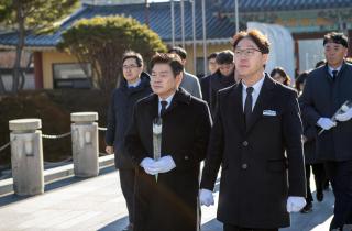 국립5·18민주묘지 참배