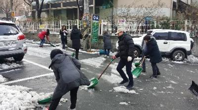 전농1동 제설작업 실시 이미지